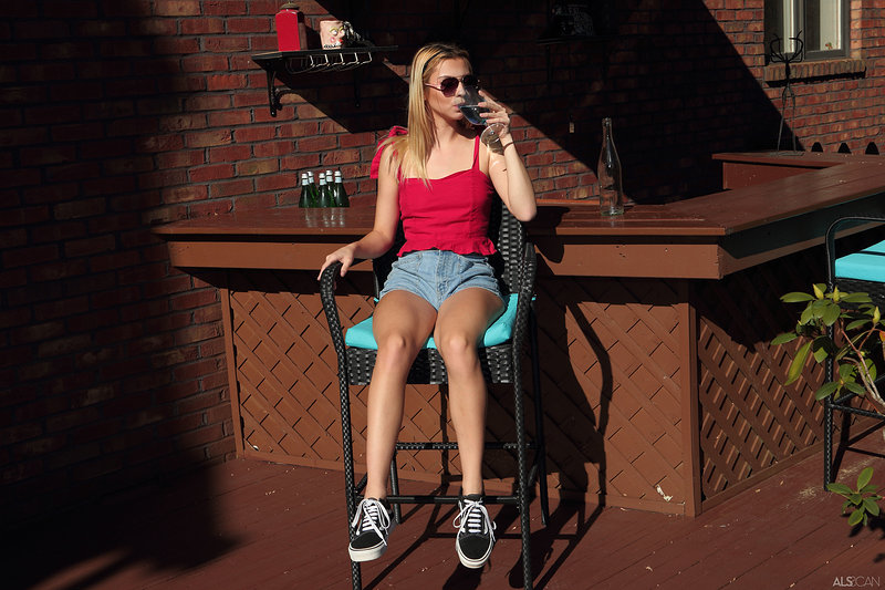 Анастасия, 21 год, 0 размер груди